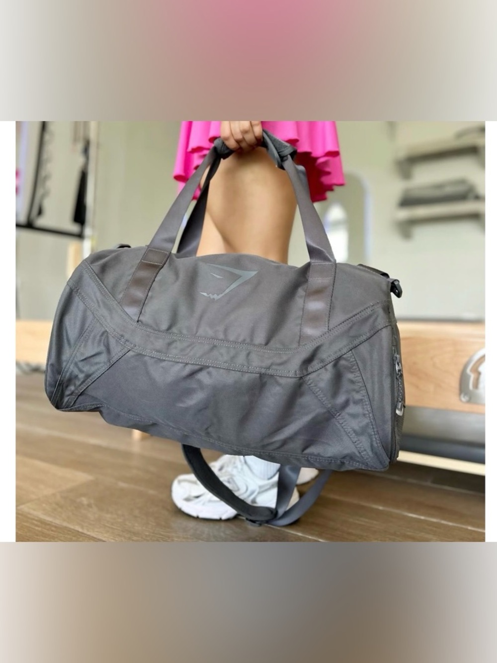 Gymshark Gray unisex Duffel Bag - Sleek Gym & Travel Carry nwot